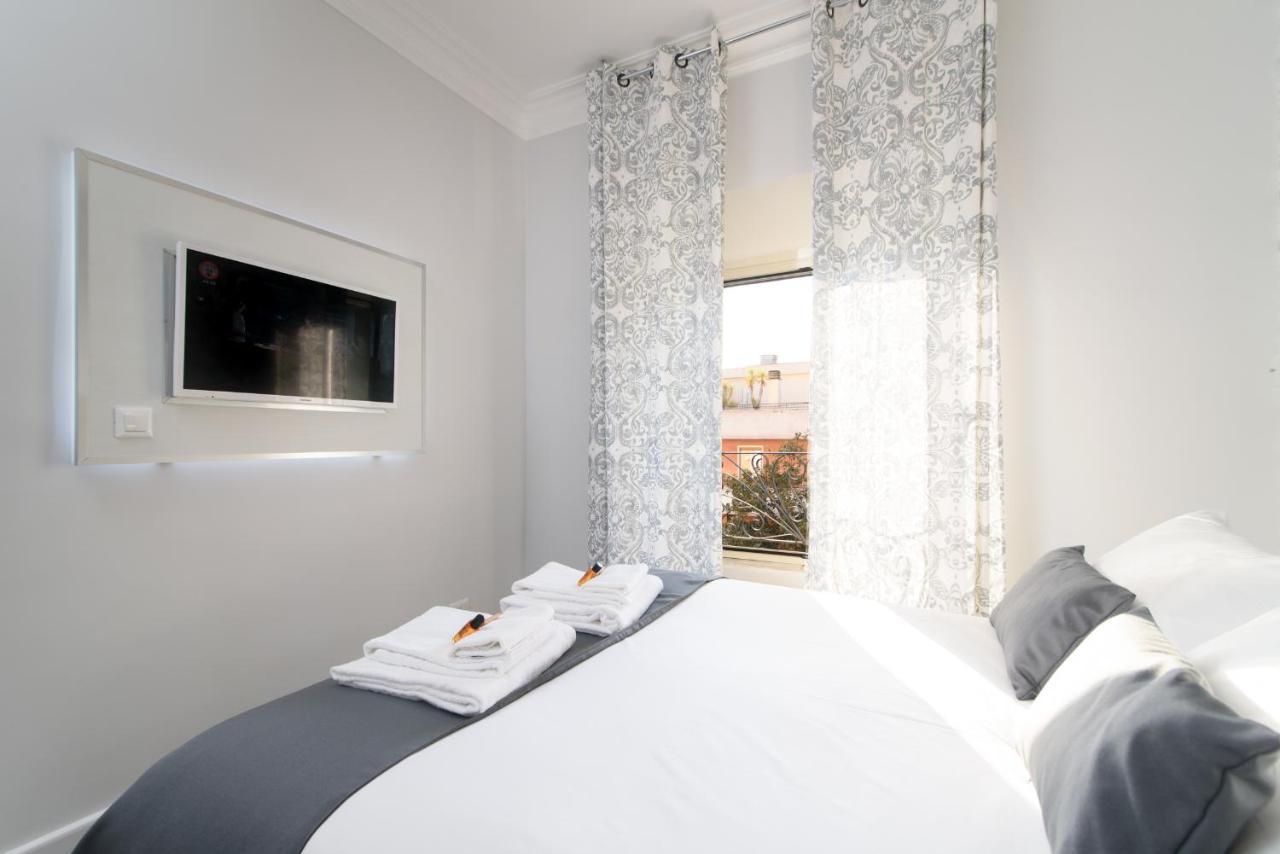 White Caesar Guesthouse ローマ エクステリア 写真